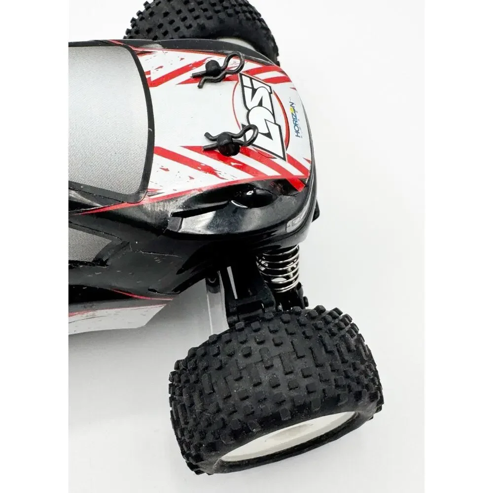 Losi Micro Truggy 1/24 Scale Electric RTR 4WD White Black Stadium Truck ONLY RC